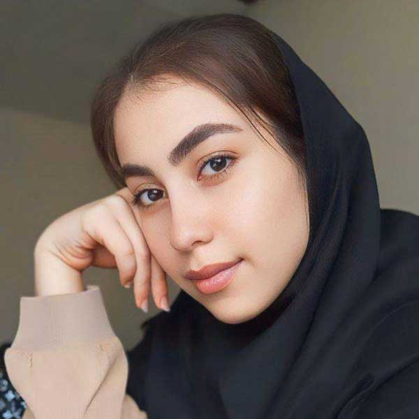 نرگس صدر